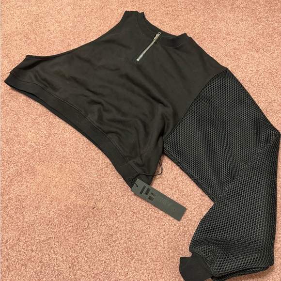 New Small LF Sweatshirt Black Cropped Oversize Textured One Sleeve Pullover Half - Picture 4 of 8